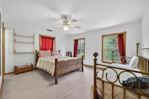 Bedroom - 20621 Shady Oak Ln, Eustis, FL 32736 photo 5 of 5
