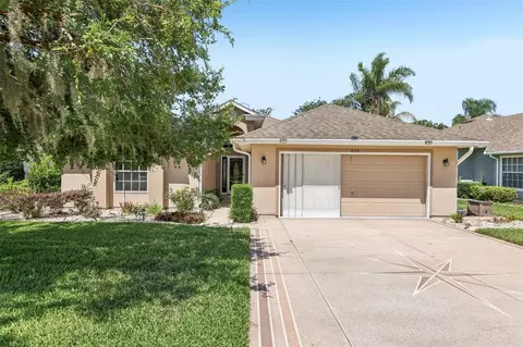 623 Juniper Way, Tavares, FL 32778