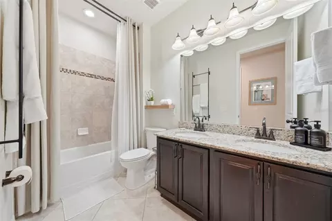 Bath - 30040 Donnington Loop, Mount Dora, FL 32757 photo 5 of 5