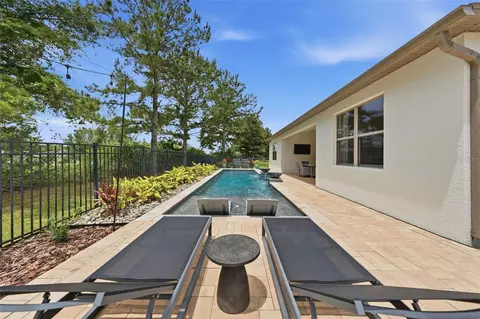 Exterior - 30040 Donnington Loop, Mount Dora, FL 32757 photo 7 of 12