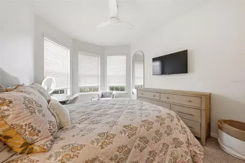 Bedroom - 30040 Donnington Loop, Mount Dora, FL 32757 photo 6 of 9