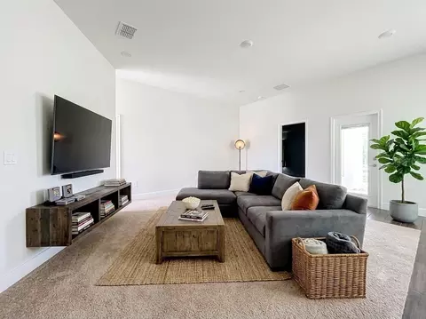 Living - 187 NW 45th Loop, Ocala, FL 34475 photo 1 of 8