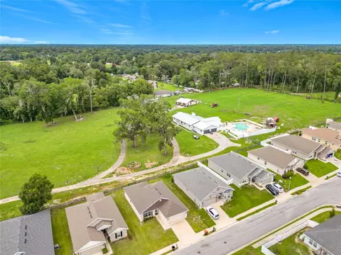 View/Area - 187 NW 45th Loop, Ocala, FL 34475 photo 2 of 14