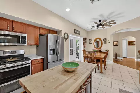 Kitchen - 2003 Bayside Ave, Mount Dora, FL 32757 photo 1 of 5