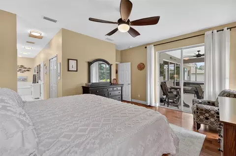 Bedroom - 2003 Bayside Ave, Mount Dora, FL 32757 photo 1 of 7