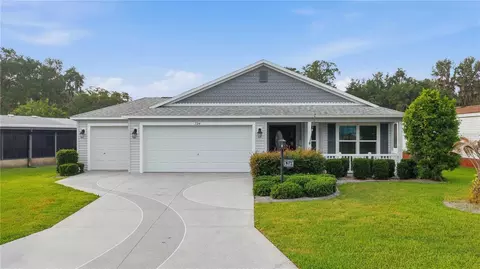 724 Orchid St, Lady Lake, FL 32159