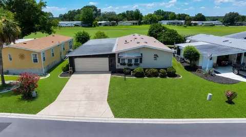 926 Saint Andrews Blvd, Lady Lake, FL 32159
