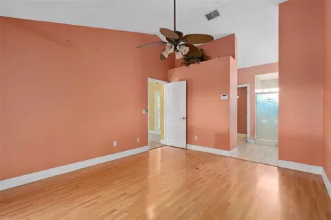 Bedroom - 137 Madrona Dr, Eustis, FL 32726 photo 2 of 4