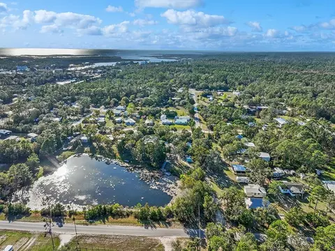 View/Area - 112 8th St NE, Steinhatchee, FL 32359 photo 7 of 8