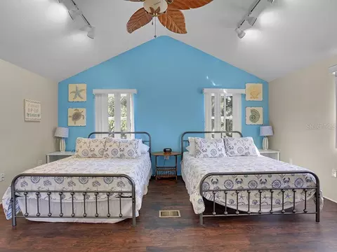 Bedroom - 112 8th St NE, Steinhatchee, FL 32359 photo 10 of 12
