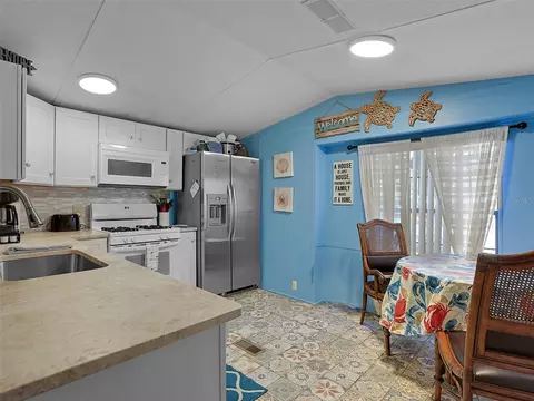 Kitchen - 112 8th St NE, Steinhatchee, FL 32359 photo 2 of 2