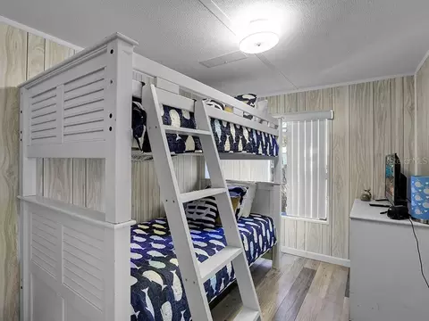 Bedroom - 112 8th St NE, Steinhatchee, FL 32359 photo 1 of 12