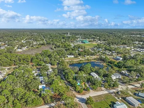 View/Area - 112 8th St NE, Steinhatchee, FL 32359 photo 6 of 8