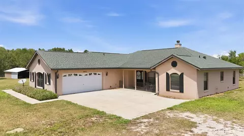 14433 Lake Yale Rd, Umatilla, FL 32784