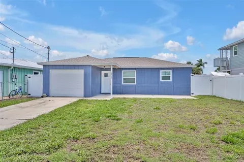 6416 Boatyard Dr, Hudson, FL 34667