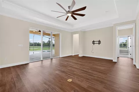 Living - 35542 Seneca Reserve Dr, Eustis, FL 32736 photo 3 of 8
