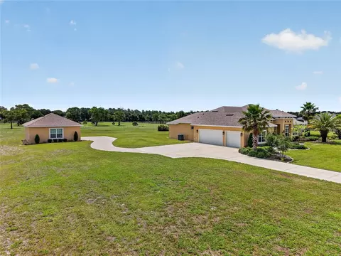 Exterior - 35542 Seneca Reserve Dr, Eustis, FL 32736 photo 2 of 16