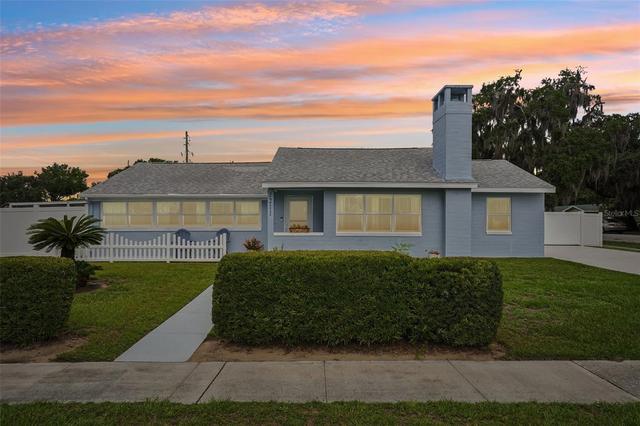 1211 Morningside Dr, Mount Dora, FL 32757