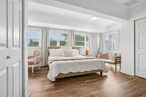 Bedroom - 1211 Morningside Dr, Mount Dora, FL 32757 photo 1 of 9