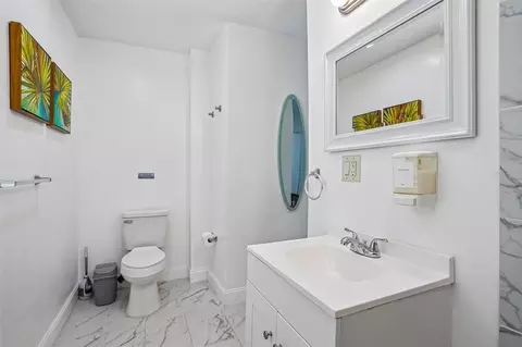 Bath - 1211 Morningside Dr, Mount Dora, FL 32757 photo 5 of 8