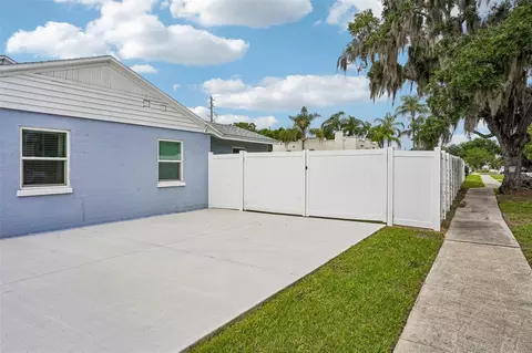Exterior - 1211 Morningside Dr, Mount Dora, FL 32757 photo 14 of 17