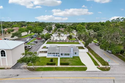 View/Area - 1211 Morningside Dr, Mount Dora, FL 32757 photo 2 of 14