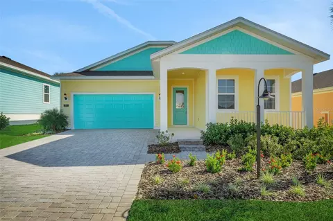 1025 Fiesta Key Cir, Lady Lake, FL 32159