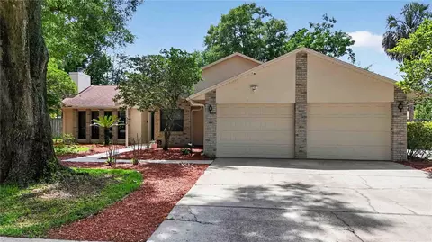207 Pinecrest Rd, Mount Dora, FL 32757