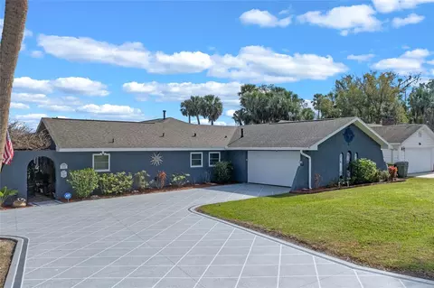 1102 N Palmetto St, Leesburg, FL 34748