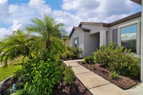 Exterior - 11608 Dublin Grafton Dr, Riverview, FL 33579 photo 5 of 13