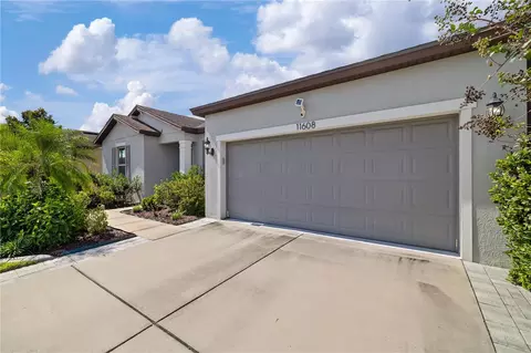 Exterior - 11608 Dublin Grafton Dr, Riverview, FL 33579 photo 4 of 13