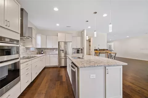 Kitchen - 11608 Dublin Grafton Dr, Riverview, FL 33579 photo 3 of 7