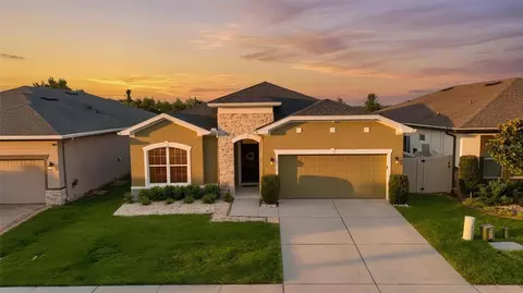 16716 Abbey Hill Ct, Clermont, FL 34711