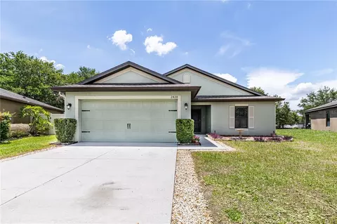 2428 Bexley Dr, Tavares, FL 32778