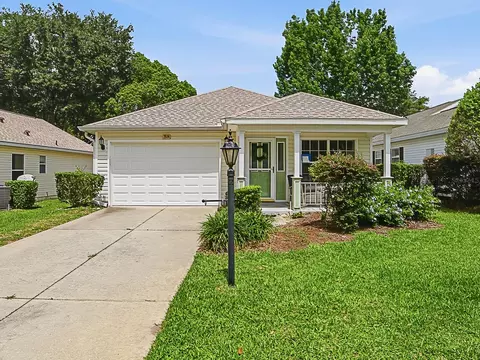 25114 Cranes Roost Cir, Leesburg, FL 34748