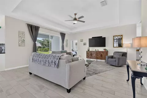 Living - 30658 E Bluebell Ave, Eustis, FL 32736 photo 2 of 2
