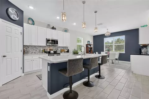 Kitchen - 30658 E Bluebell Ave, Eustis, FL 32736 photo 1 of 4