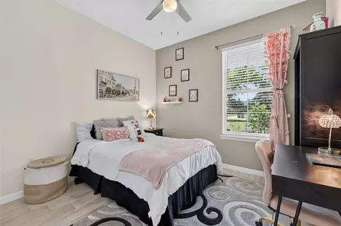 Bedroom - 30658 E Bluebell Ave, Eustis, FL 32736 photo 3 of 5