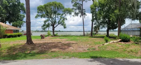 4220 Lake Marianna Dr, Winter Haven, FL 33881