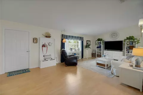 Living - 10608 SE 174th Loop, Summerfield, FL 34491 photo 1 of 6