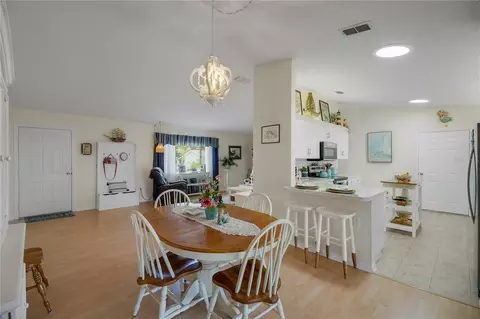 Dining - 10608 SE 174th Loop, Summerfield, FL 34491 photo 2 of 4
