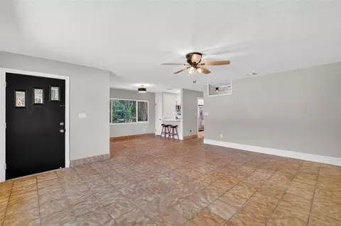 Living - 1012 N Baker St, Mount Dora, FL 32757 photo 14 of 16