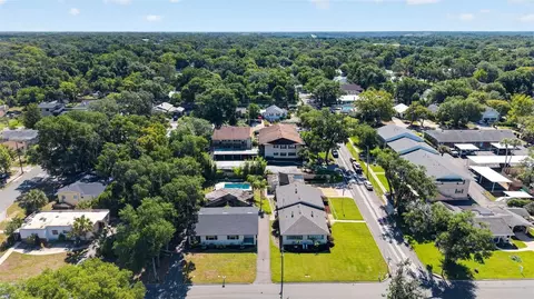 View/Area - 1012 N Baker St, Mount Dora, FL 32757 photo 8 of 9