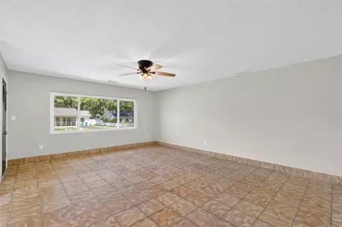 Living - 1012 N Baker St, Mount Dora, FL 32757 photo 11 of 16