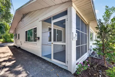 Exterior - 1012 N Baker St, Mount Dora, FL 32757 photo 18 of 20