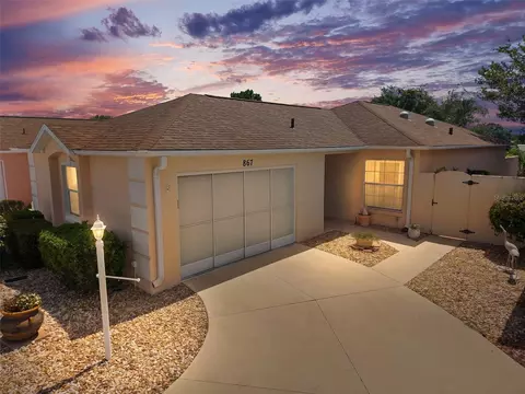 867 Oviedo Rd, Lady Lake, FL 32159