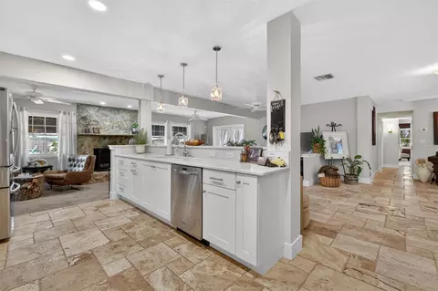 Kitchen - 414 W 12th Ave, Mount Dora, FL 32757 photo 3 of 5