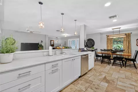 Kitchen - 414 W 12th Ave, Mount Dora, FL 32757 photo 4 of 5