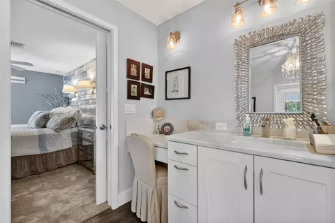 Bath - 414 W 12th Ave, Mount Dora, FL 32757 photo 4 of 7
