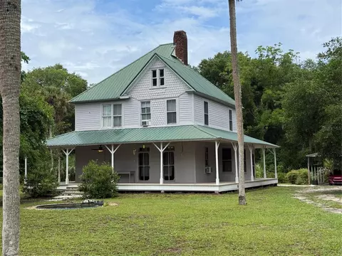 110 N Volusia Ave, Pierson, FL 32180
